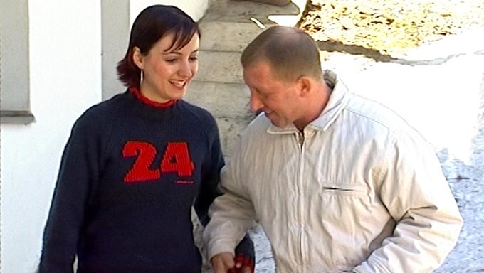 Sıcak Bir Öğretmen Ve Azgın Öğrencisi Sıcak Bir Açık Hava Üçlüsü Yapıyorlar