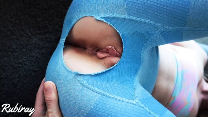 Genç (18+) Pov'Da Sıkı Amına Boşalıyor