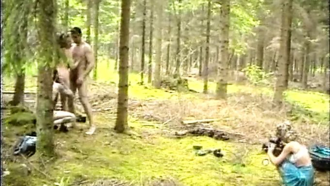 Laetitia Ile Retro Fransız Anal Oyuncak Oyunu
