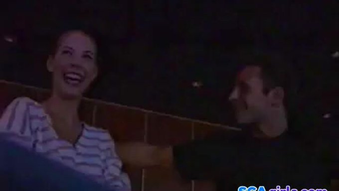 Avrupalı Güzellik Lisa Sommer, Porno Kariyeri Hakkında Konuşuyor
