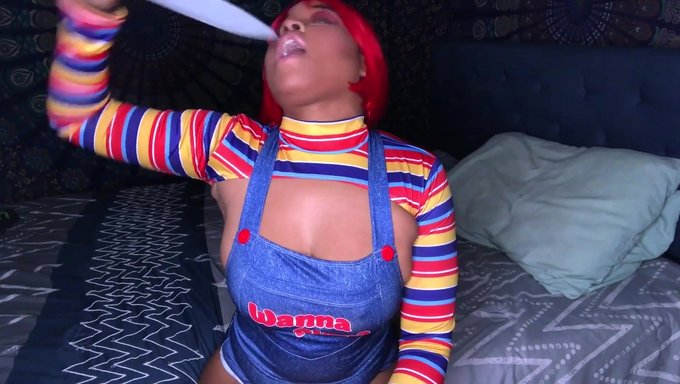 Nina Rivera'Nın Cadılar Bayramı Kendini Tatmin Ve Anal Mastürbasyon Solo Gösterisi