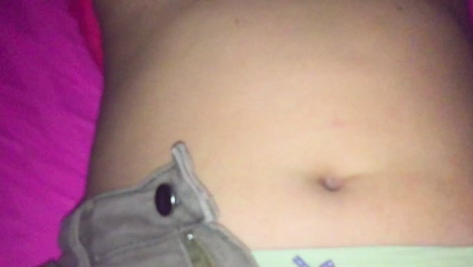 Büyük Göğüslü Asyalı Milf, Partneriyle 69 Pozisyonunun Tadını Çıkarıyor