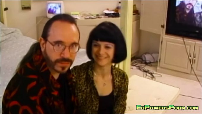 Nona Mejone Ve Ed Powers Ile Retro Porno