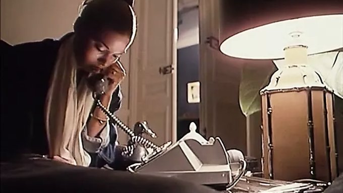 Üniversite Öğrencisi Jane Baker, Alfa Deneyimi Yaşıyor