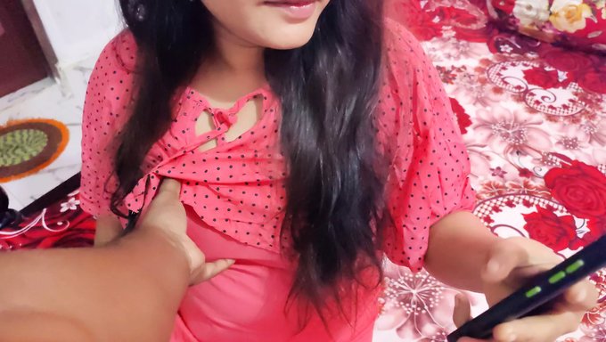 Selfie Çekmek, Cumshot Sürprizine Dönüşüyor