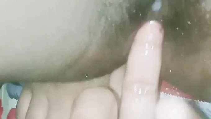 Desi Kızının Ev Yapımı Anal Seks Videosu