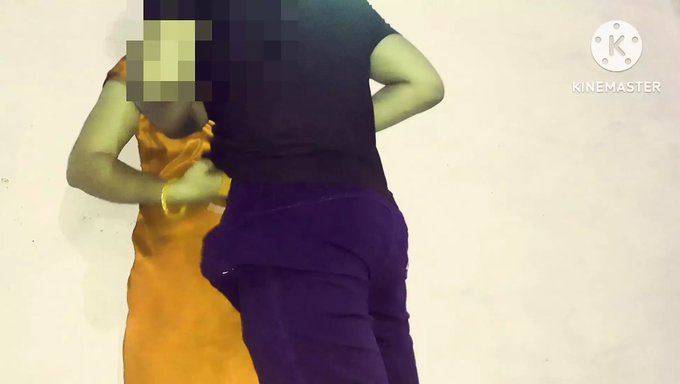18 Yaşındaki Genç (18+) Büyük Siyah Yarrağı Alıyor