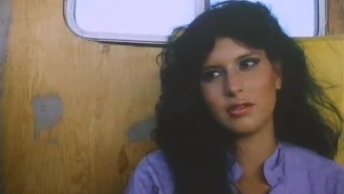 Cennette Sikişen Sıcak Üniversiteli (1984)