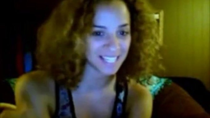 Webcam'Da Siyah Ebony Soyunuyor