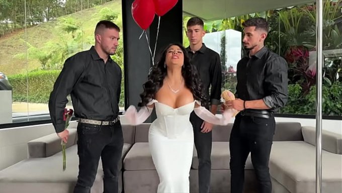 Steffy Moreno Için Sevgililer Günü Destansı Sikiş, Yoğun Aksiyonla.