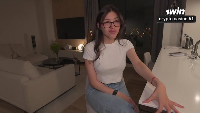 Kusacak Gibi Olup Teşekkür Eden Blowjob, Komşunun Tamir Borcunu Ödüyor.
