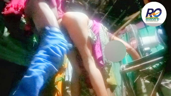 Desi Hintli Anne Ve Oğlu Sıcak Üçlüde Yer Alıyorlar