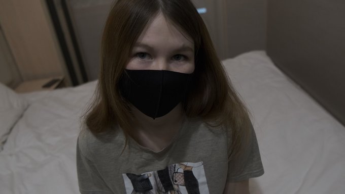 18+ Öğrencisinin Arkadaşça Ders Veren Öğretmeniyle Sakso Çekip Sikişti