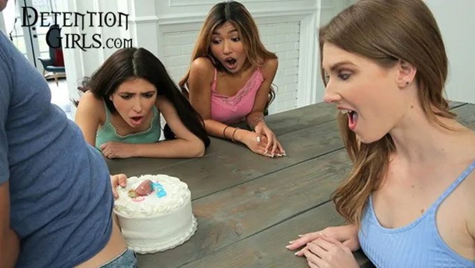 Üvey Erkek Kardeşinin Arkadaşları Jane Wilde, Ashley Lane Ve Clara Trinity Ile Pov Oral Zevk