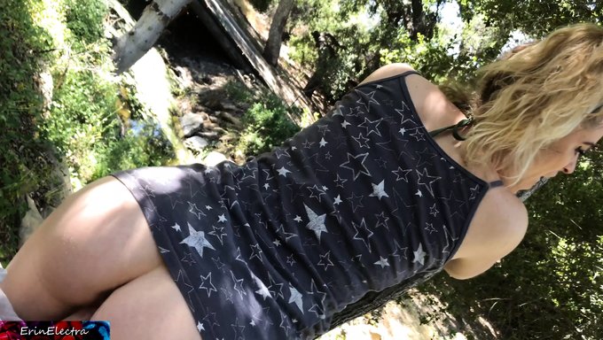 Genç (18+) Babası Tarafından Anal Olarak Beceriliyor