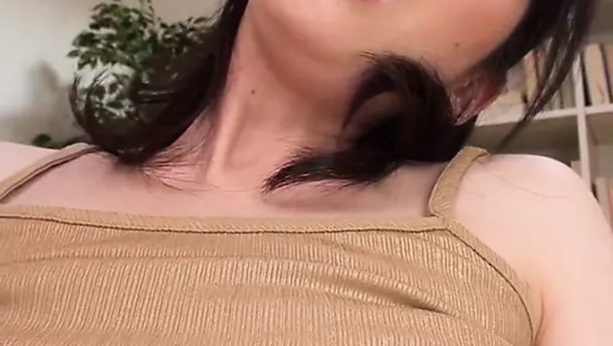 Satomi Usui'Nin Ağzı: Gözleriniz Için Lezzetli Bir Ikram