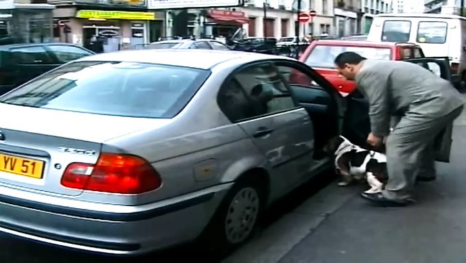 Retro Bir Kıvrımla Fransız Ilişkisi