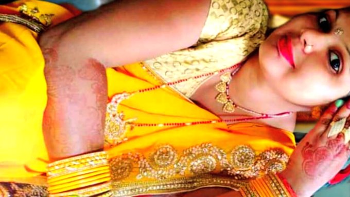 Desi Amatör Karısı Ve Kocasıyla Diwali