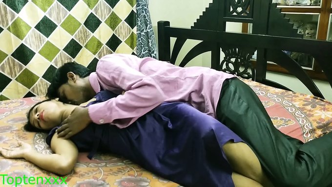 Hintli Desi Chudai (Üvey Kardeş Ve Üvey Kız Kardeş) Bdsm Ve Analdan Zevk Alıyor