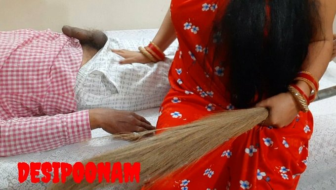 Amatör Hintli (18+), Büyük Bir Yaraklı El Işi Ve Cowgirl Alıyor