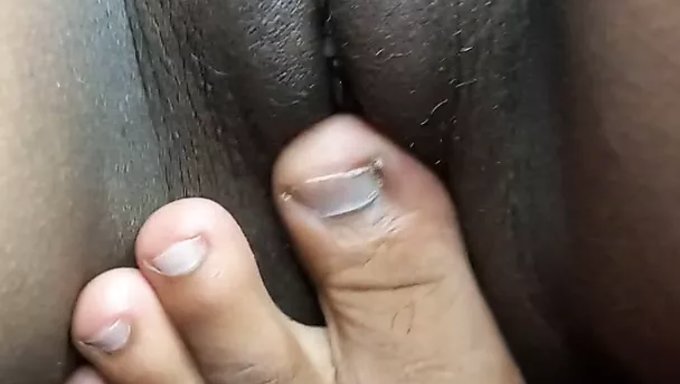 Parmaklama Ve Mastürbasyon: Bir Genç (18+) Deneyimi