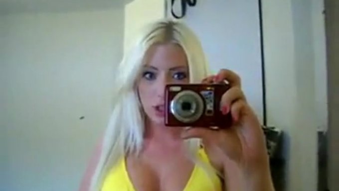 Tindra Angel'In Yeni Bikinisi