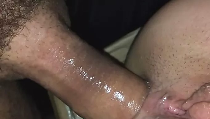 Seksi Genç 18+ Polonyalı Usta Tarafından Acımasızca Domine Ediliyor