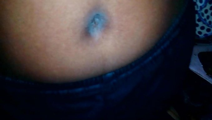 Genç (18+) Hintli (Sri Lankalı) Kız Ilk Kez Deneyimliyor