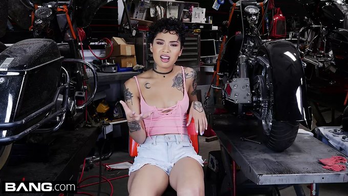 Bisiklette Bal Altını: Islak Ve Vahşi Bir Deneyim