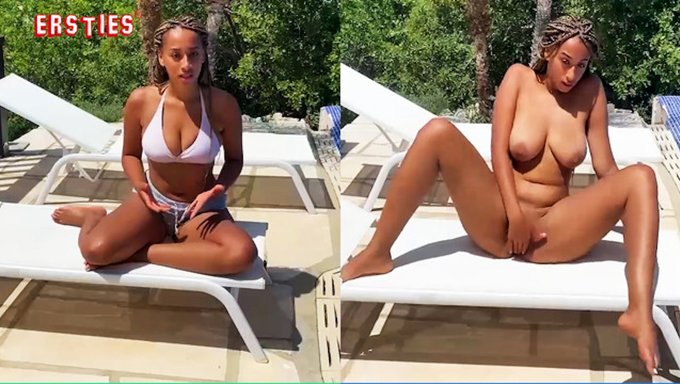 Naomi, Havuzda Yüzdükten Sonra Mastürbasyon Yapıyor Ve Derin Boğaz Yapıyor
