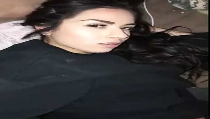 Erkek Arkadaşımın Latin Karısı Ev Yapımı Bir Videoda Sikişiyor