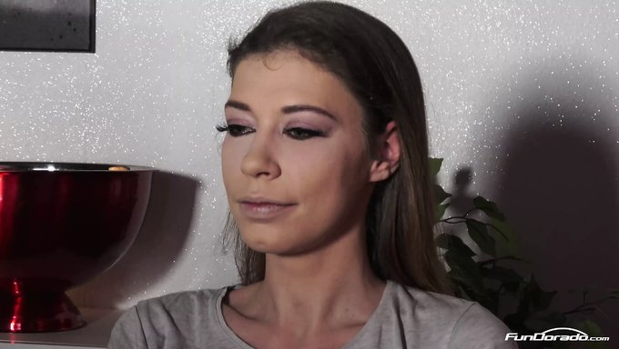 Dildo Ile Mastürbasyon Yapmak: Lisa Luchs'Un Seçmeleri Deneyimi