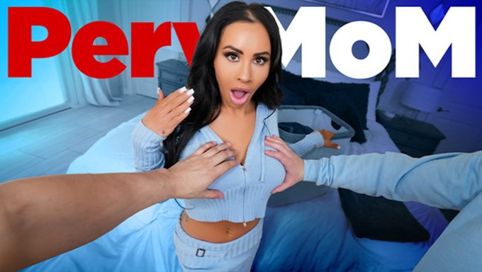 Büyük Göğüslü Milf'In Vahşi Bir Tarafıyla Pov Fragmanı