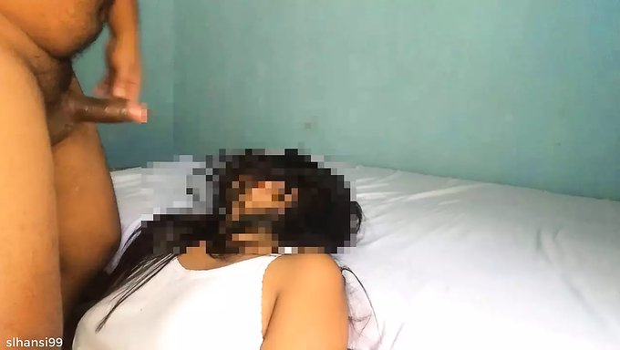 Karnavalın Bir Sonraki Bölümü: Büyük Yarak Ve Boşalma