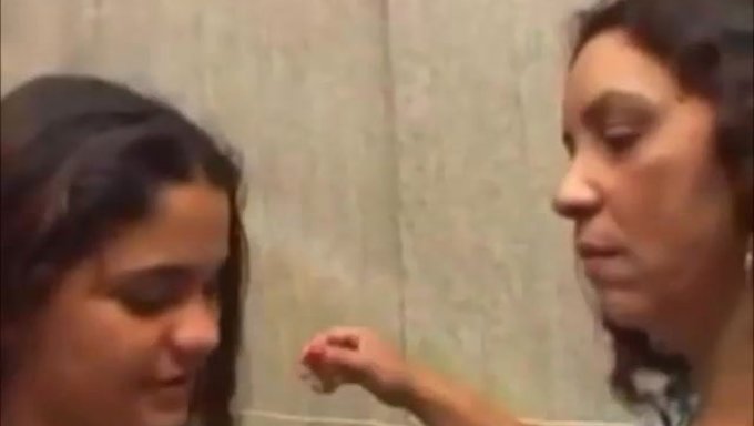 Üvey Anne Ve Üvey Oğlunun Ev Yapımı Videosu
