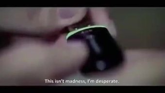 Karısı Desi Bhabhi, Deliklerini Sikle Dolduruyor