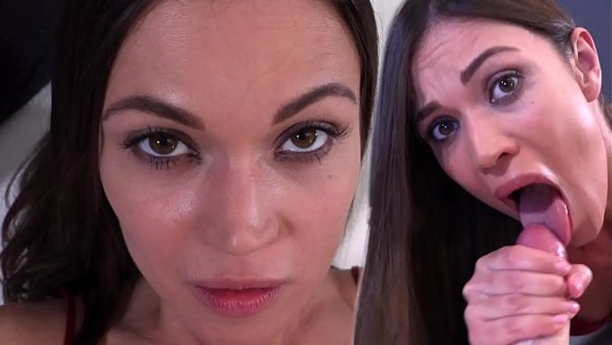 Alyssa Reece, Suratına Sıcak Ve Yapışkan Bir Boşalma Için Yalvarıyor.