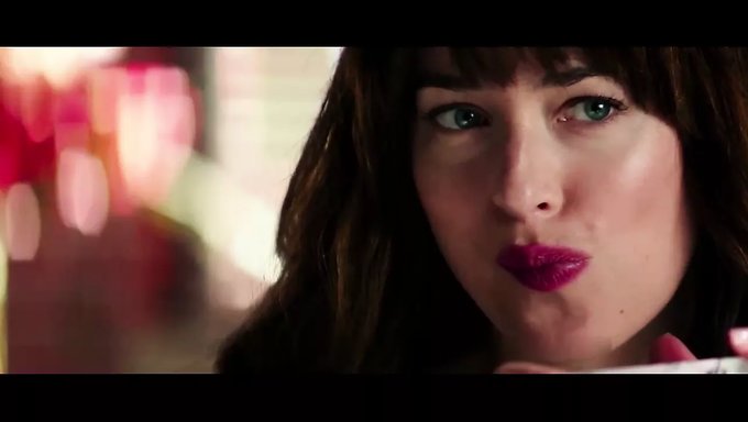 Ünlü Bdsm: Dakota Johnson, Elli Tonluk Serbest Bırakıldı (2018)