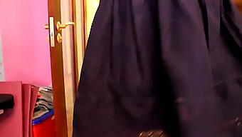 Sıcak Genç...