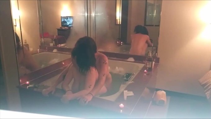 Sex Atlanta Ile Ev Yapımı Banyo Zamanı Eğlencesi