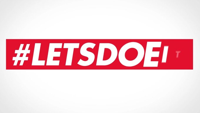 Iki Kız Bir Restoranda Sert Seks Yapıyor