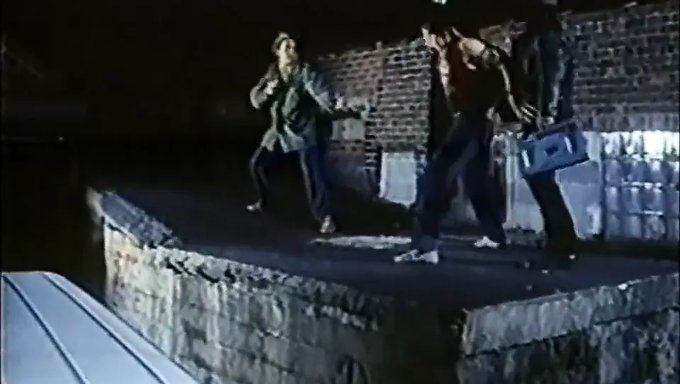 Sıcak Bir Milf'In Yer Aldığı Vintage Porno