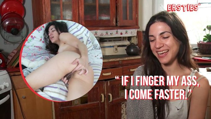 Italyan Güzeli Magena'Nın Tek Başına Zevk Yolculuğu: Anal Ve Vajinal Keşif