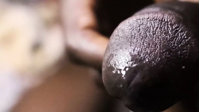 Aile Içi Sert Seks Yapan Genç Bir Çiftin Hd Videosu
