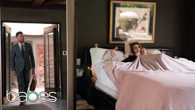 Seth Gamble Ve Kimmy Granger'In Sıcak Doktor Seansı