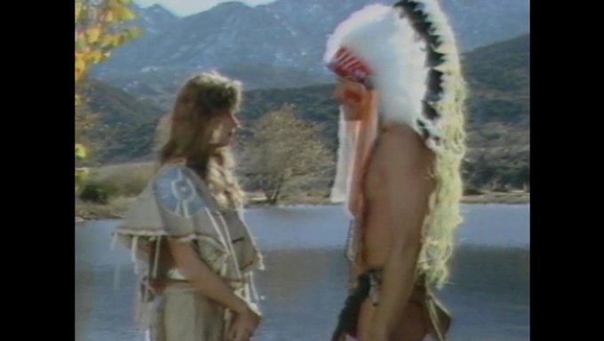 Klasik Porno Sahnesi'Nde Cougar Tracey Adams