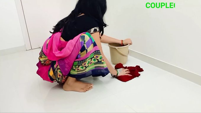 Bangladeşli Genç Kamvali Bai, Aşkla Seksin Tadını Çıkarıyor