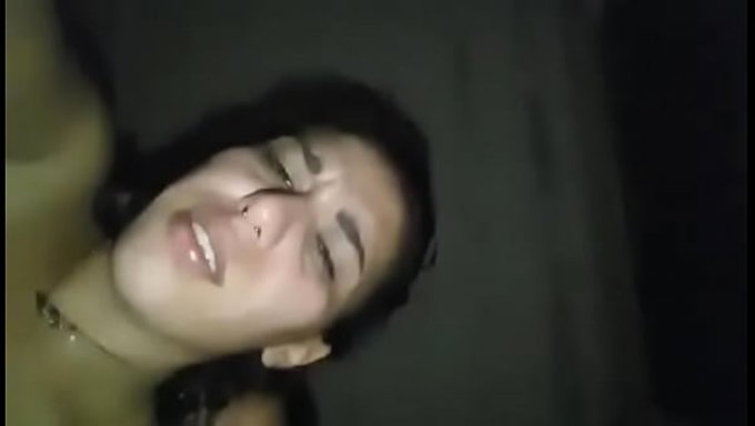 Deliğimin Sonuna Kadar Açık Olmasını Seviyorum, Benim Için Daha Rahat.