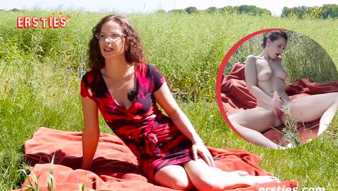 Yaz Gündönümü Zevki: 33 Yaşındaki Annika R.'Nın Açık Hava Orgazmı