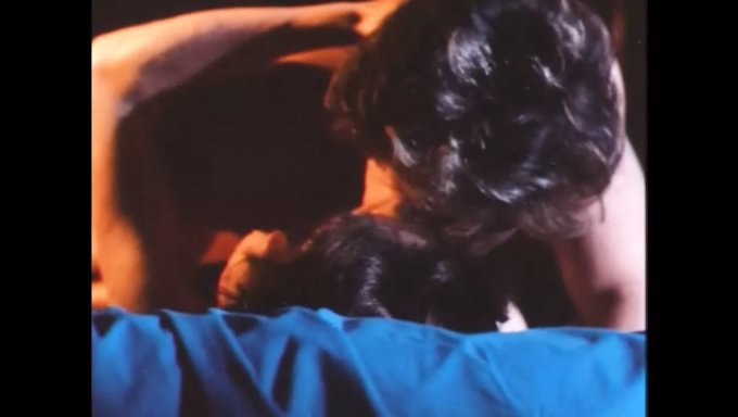 Kay Parker Ve Jerry Butler Ile Klasik Retro Porno